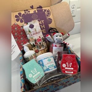 Scentsy wax, warmers and more!